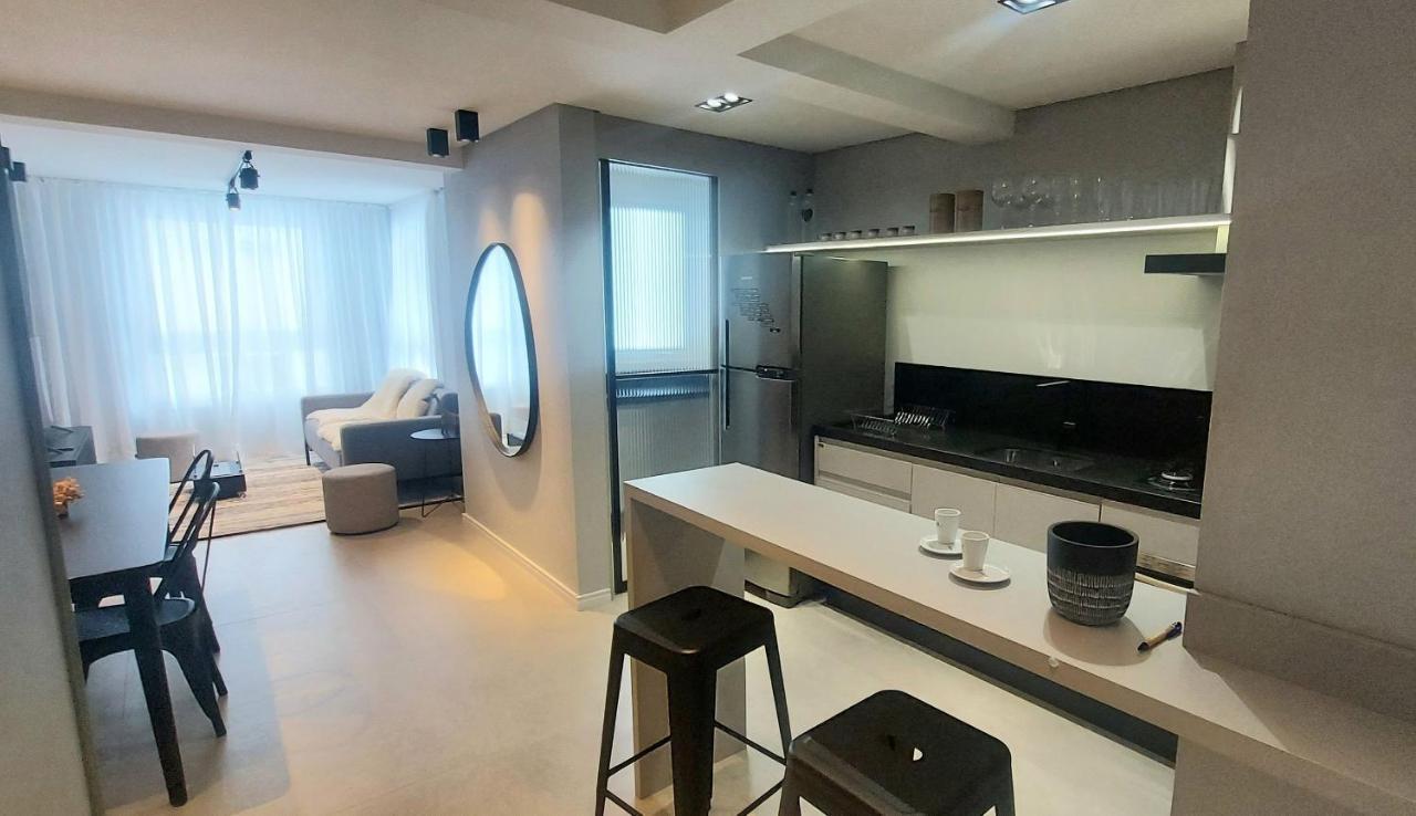 Apartment Metalic Com Lareira Ecologica